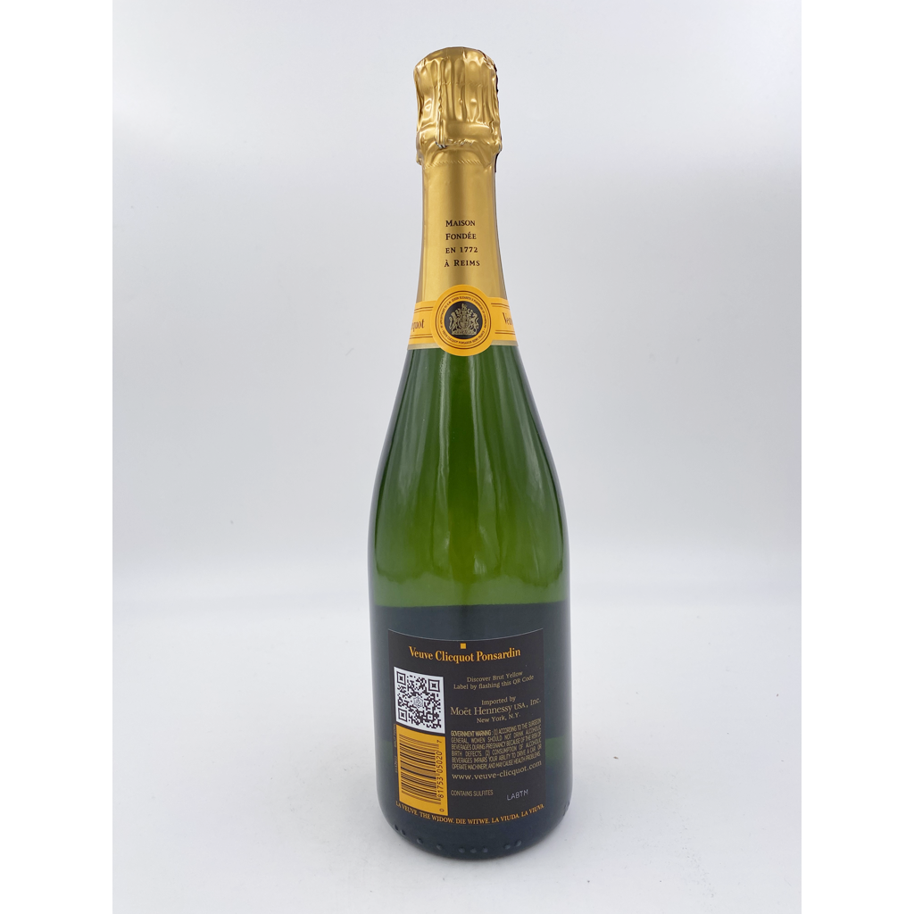 Veuve Clicquot Yellow Label Gift - 750ML