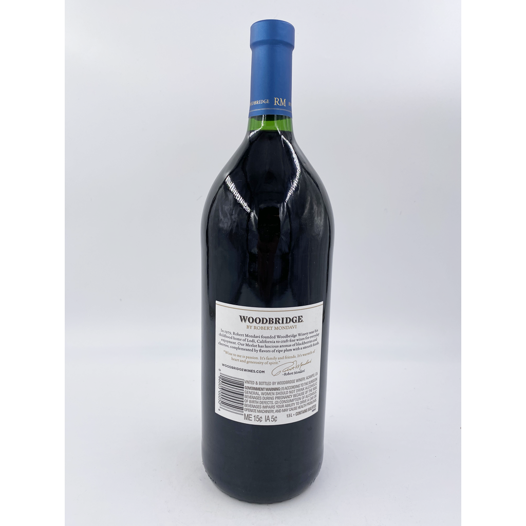Woodbridge Merlot - 1.5L