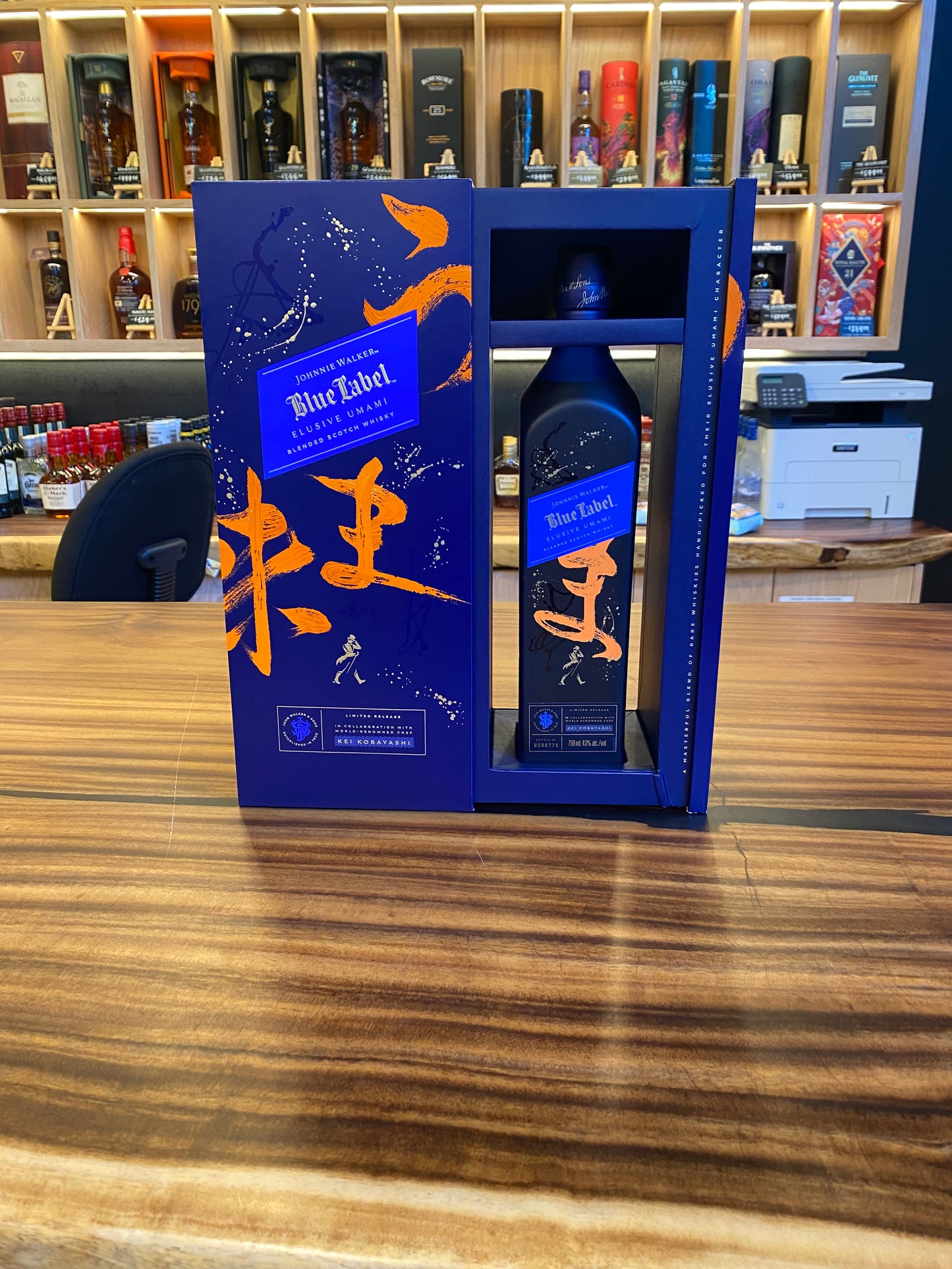 Johnnie Walker Blue Label Elusive Umami Limited Edition 750 ml Johnnie Walker Blue Label Elusive Umami Limited Edition 750 ml